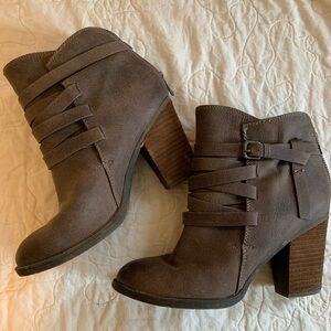 Not Rated Heeled Leather Boot